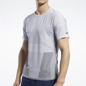 BRAND NEW Reebok Men’s UBF Activchill Vent Tee